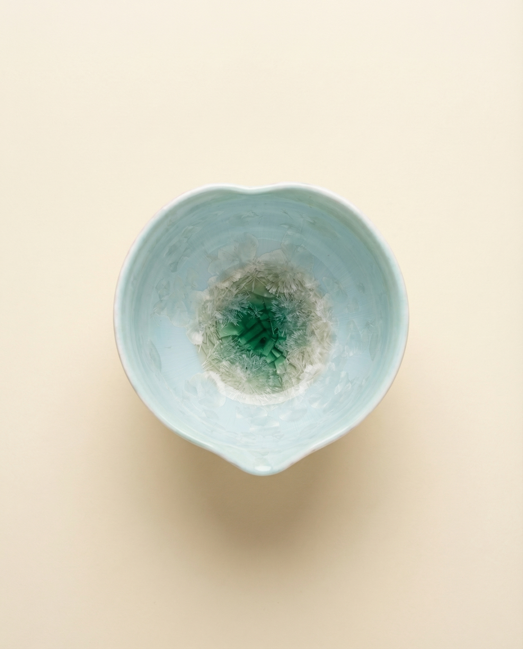 Glacier Pouring Chawan — Crystal Core Glaze